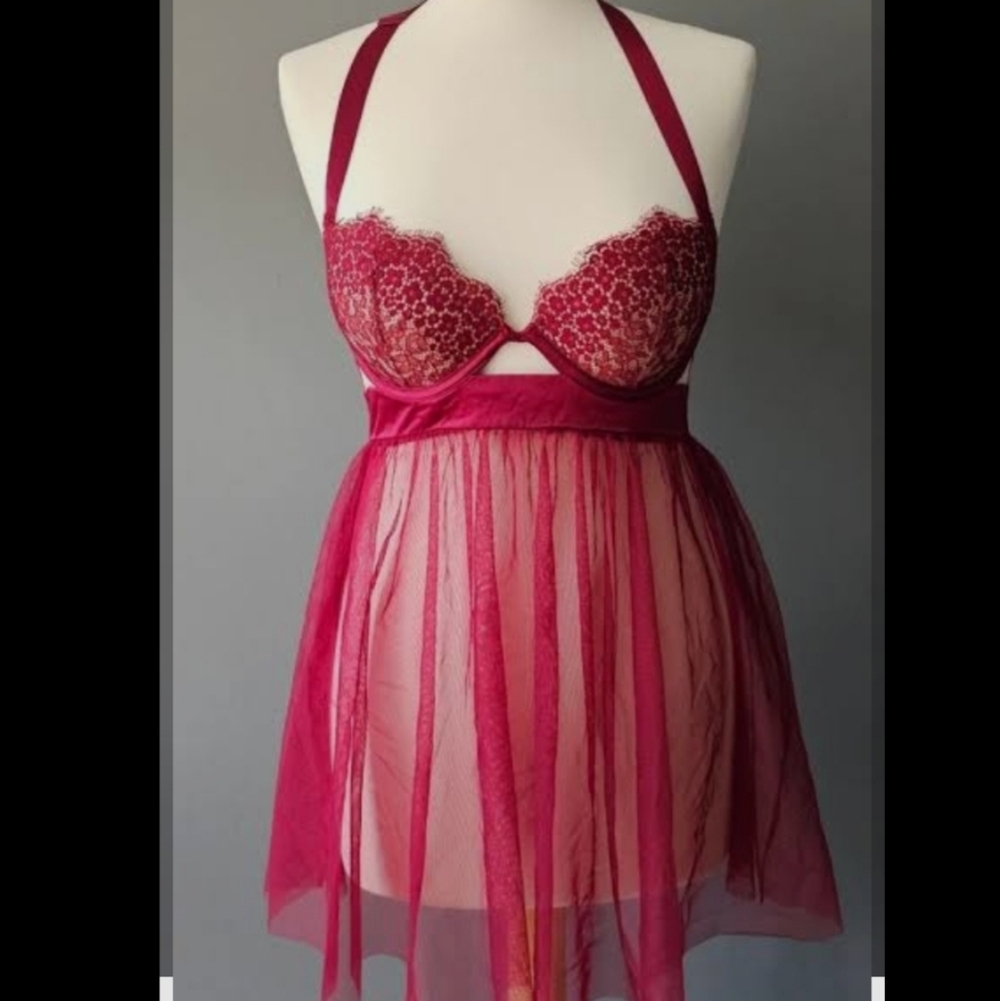 Victoria's Secret Red Maroon Lace Chemise Padded Sz 32C